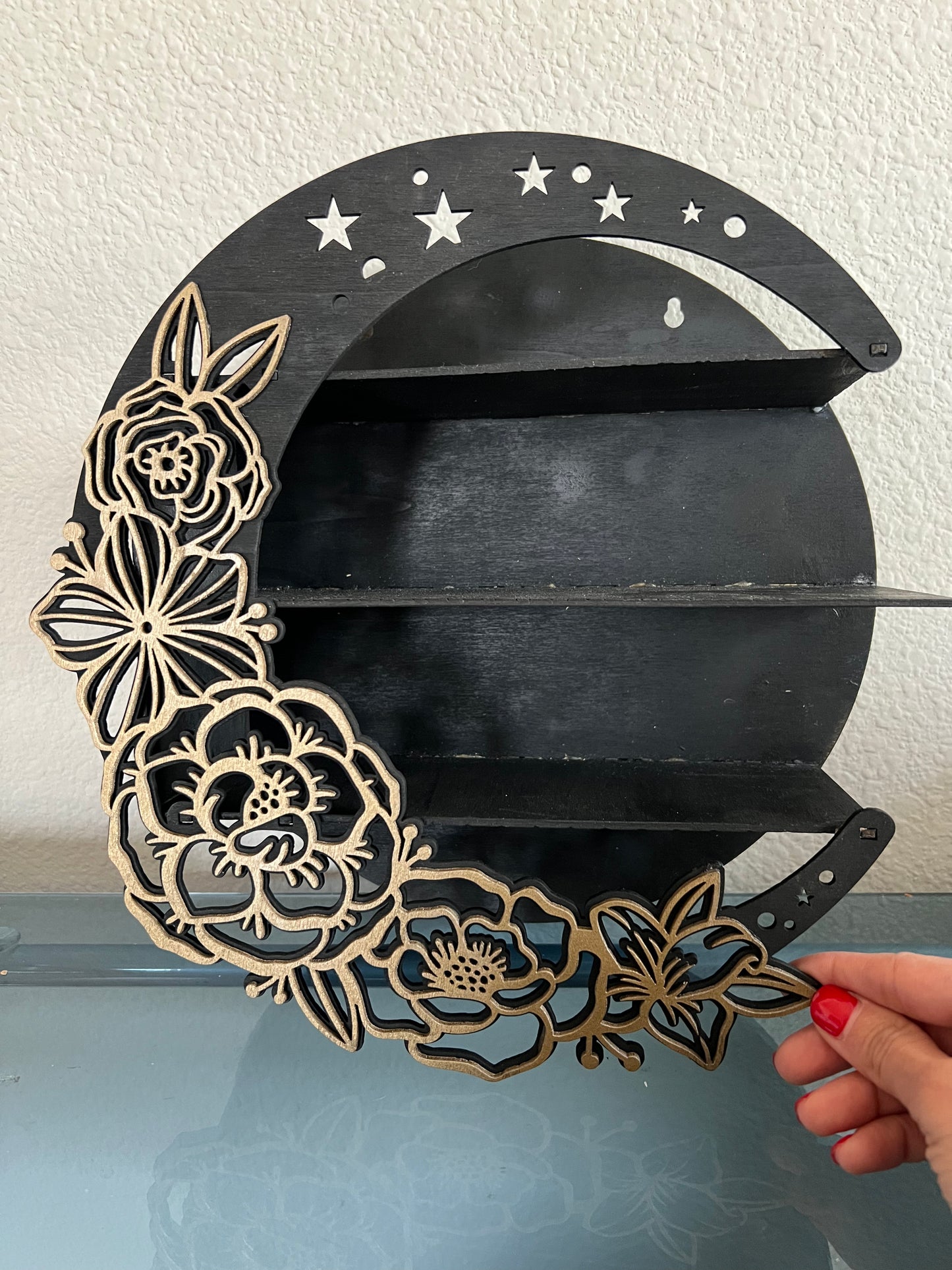 Flower moon shelf